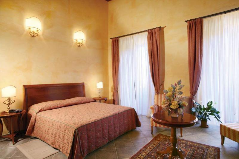 Hotel Palazzo Marzano Briatico Pokój zdjęcie